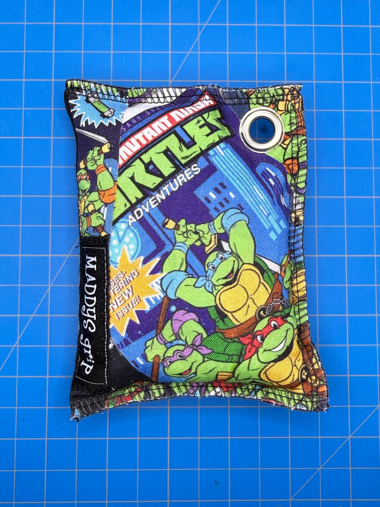 Maddys grip chalk bag - Comic