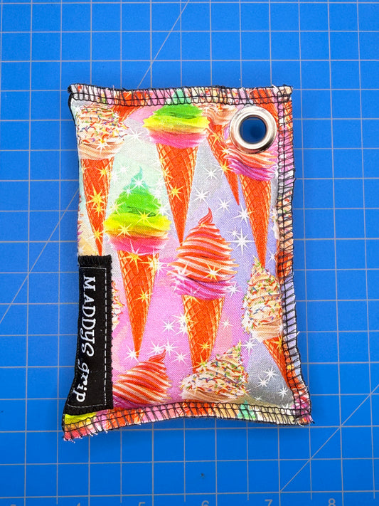 Maddys grip chalk bag 2026 design -Glitter Cones