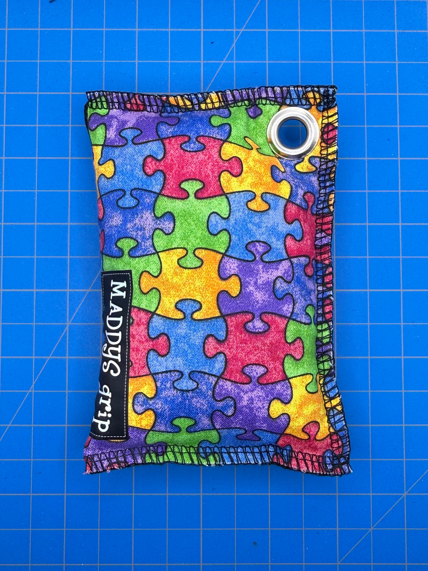 Maddys grip chalk bag 2026 design - Spectrum Strong
