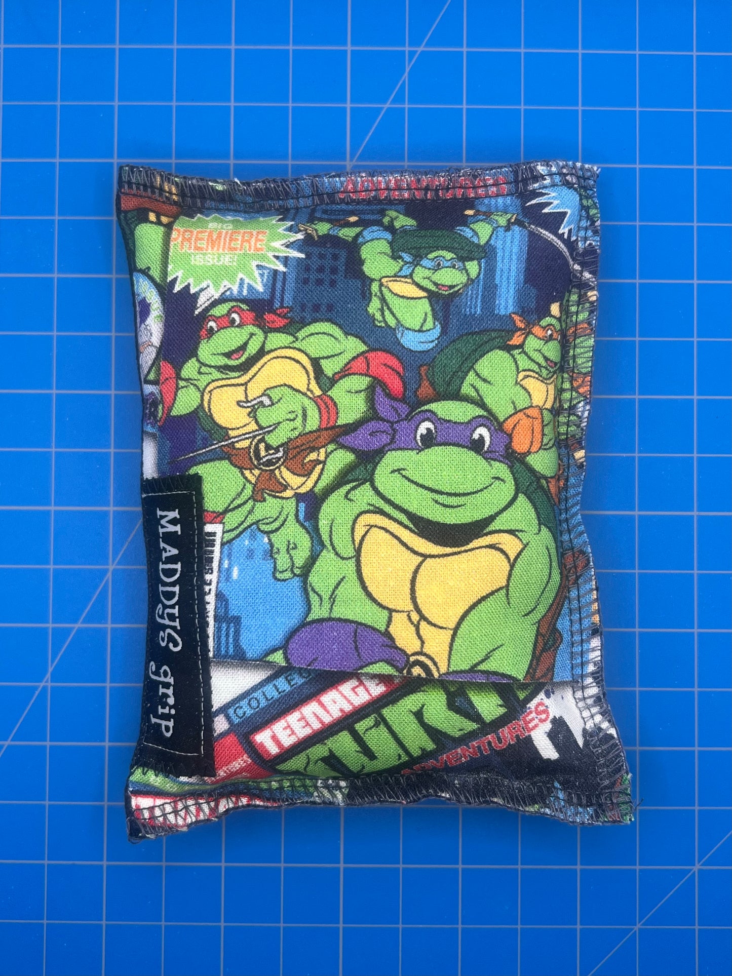 Maddys grip chalk bag - Comic